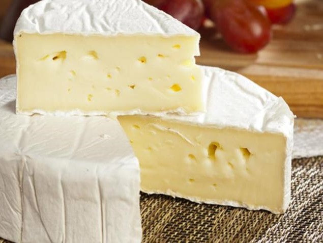 Queso Brie (14,90€/kg)