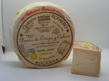 Cargar imagen en el visor de la galería, Queso de Ocaña Hermanos Romero (29,90€/kg)
